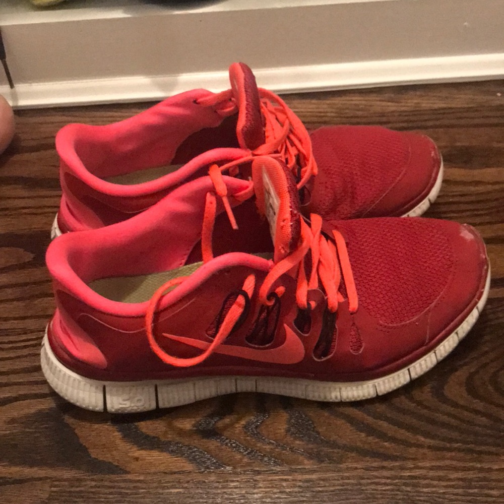 Nike free 5.0 running sneakers in great condition
